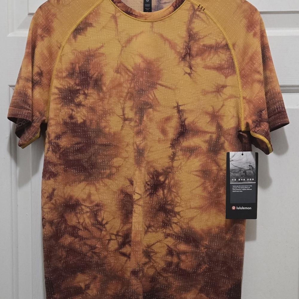 LULULEMON NWT METAL VENT SHORT SLEEVE SHIRT 2.0 DISCONNECT MARBLE WINE